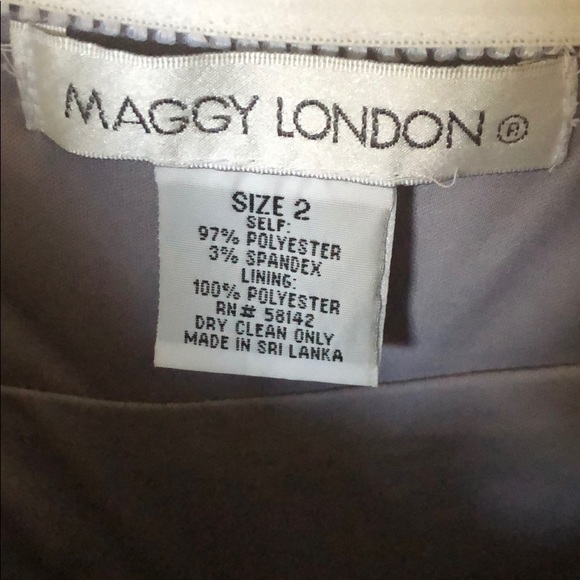 Maggy London Silver Keyhole Back Dress - Picture 2 of 4